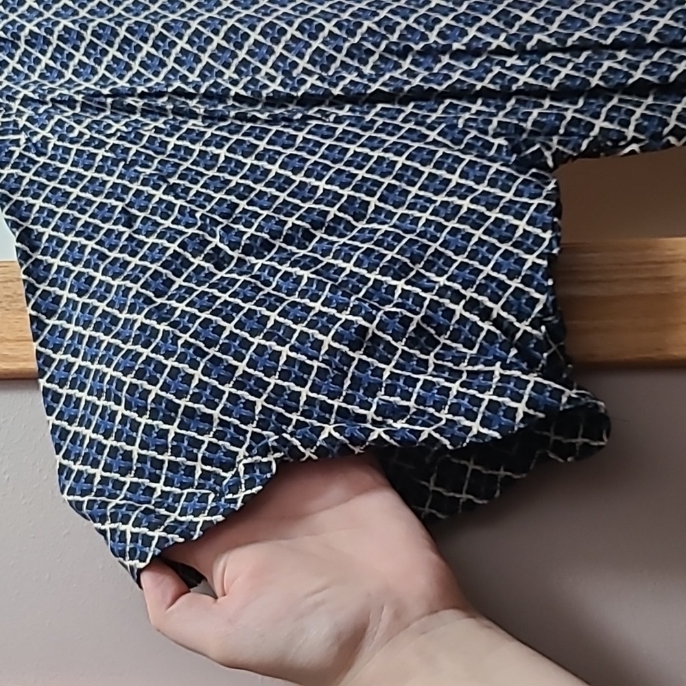 Men's Short Sleeve Button Down Shirt - Picture 5 of 5